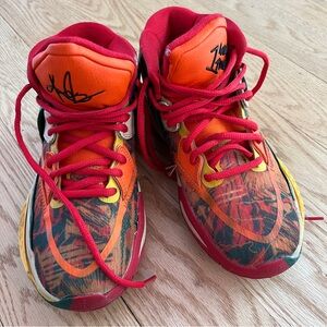 Nike Kyrie Basketball Shoes - Youth size 4
